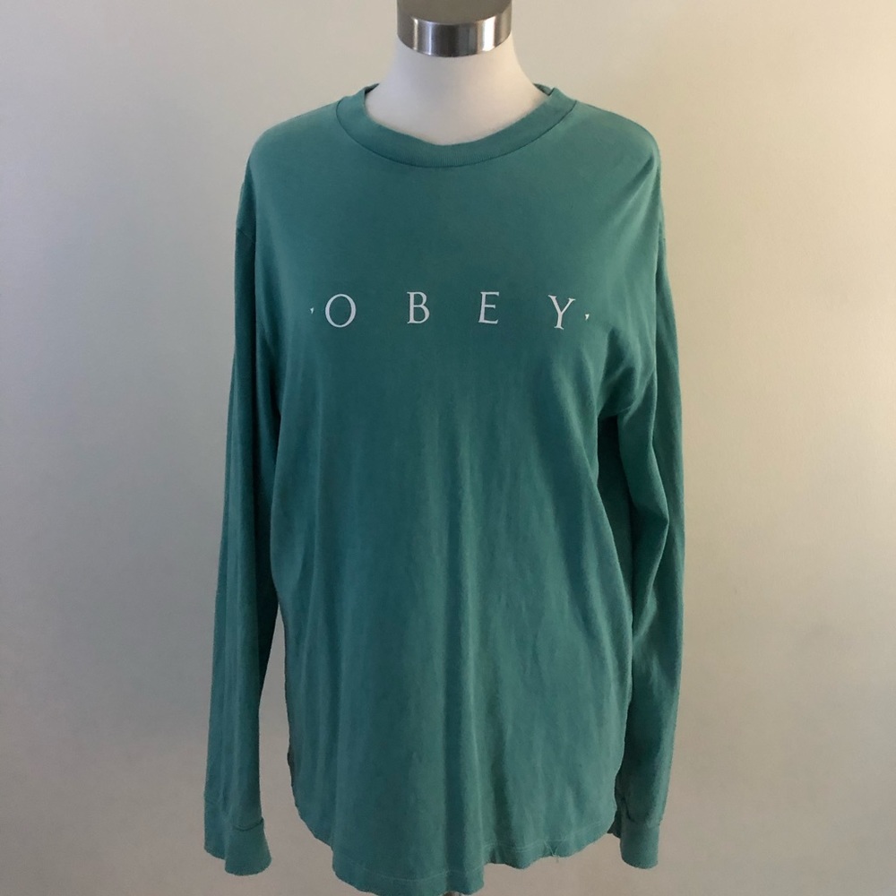 Obey long sleeve!🤖